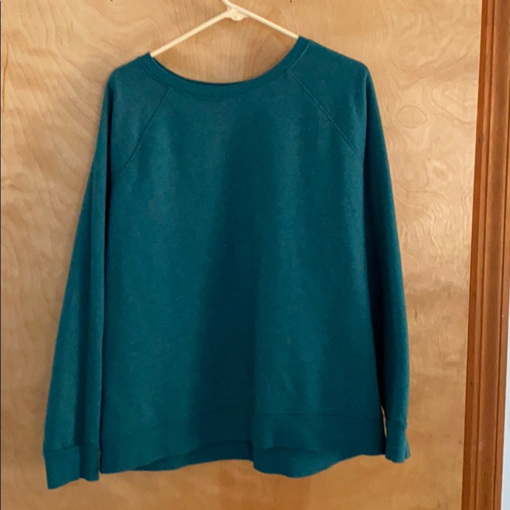 Crew neck - Picture 1 of 1